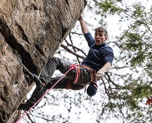 Climbing picture of MAXIM athlete Ben Hanna