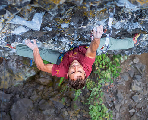 Climbing picture of MAXIM athlete Jonathan Siegrist