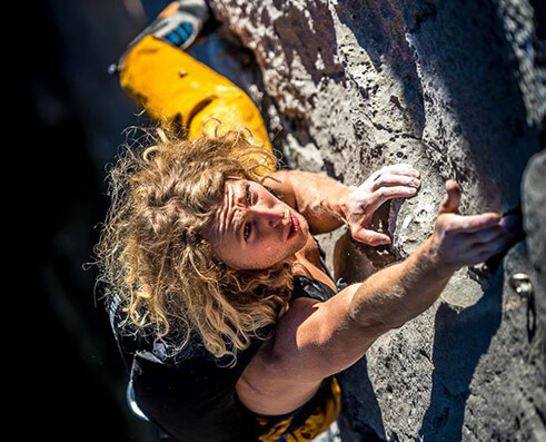 Climbing picture of MAXIM athlete Mich Kemeter